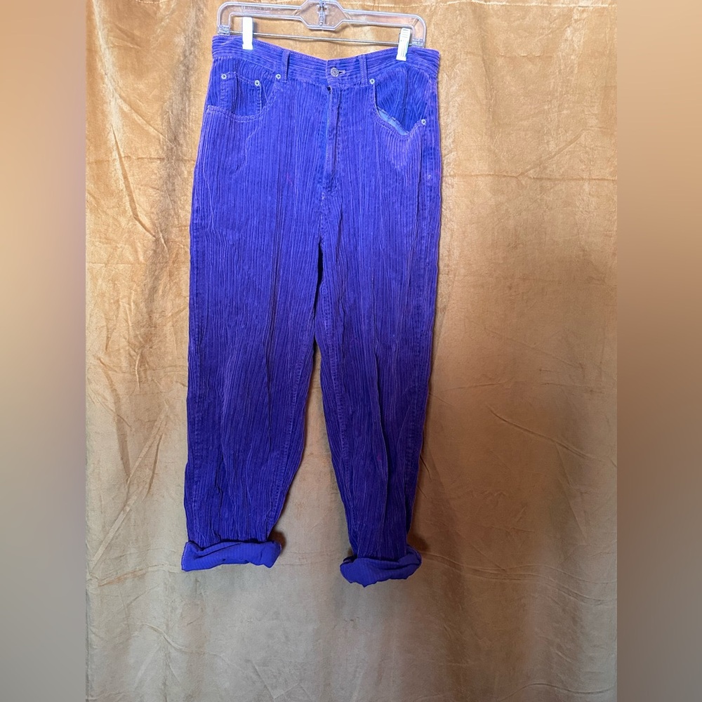 Purple 31” waist baggy high rise BDG corduroy pants
